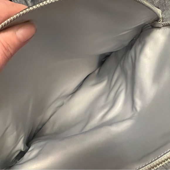 Henri Bendel Crossbody - Picture 12 of 13